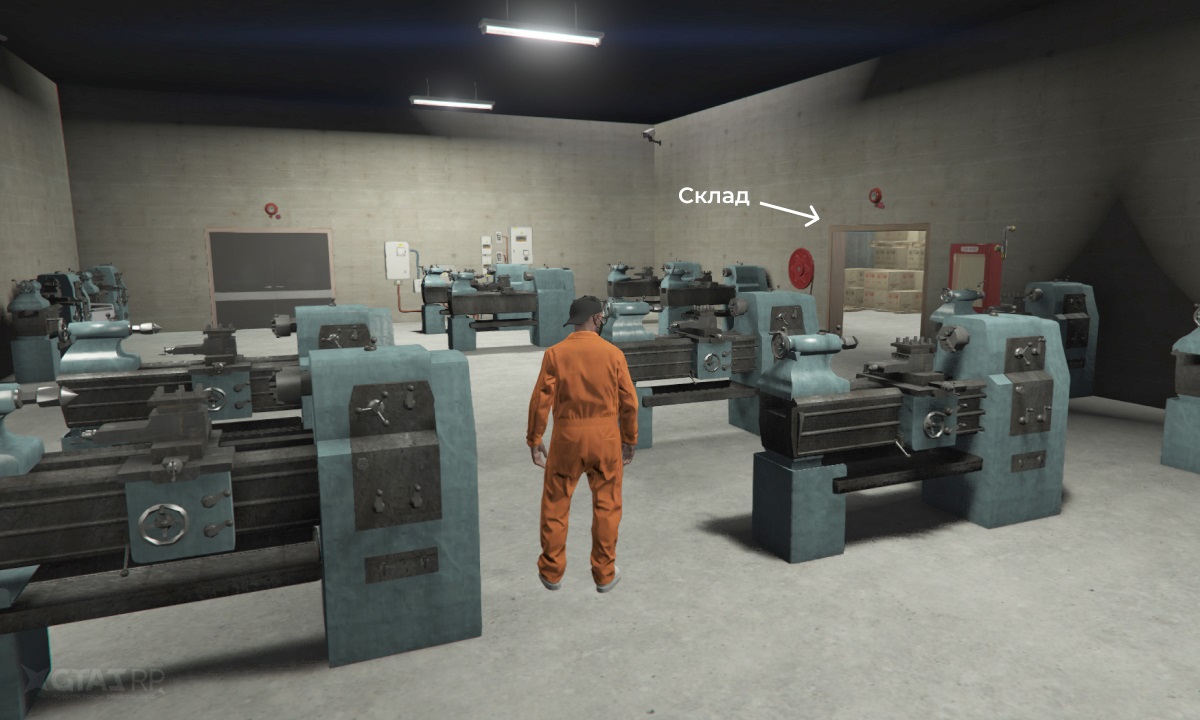 Работа в швейном цехе в федеральной тюрьме